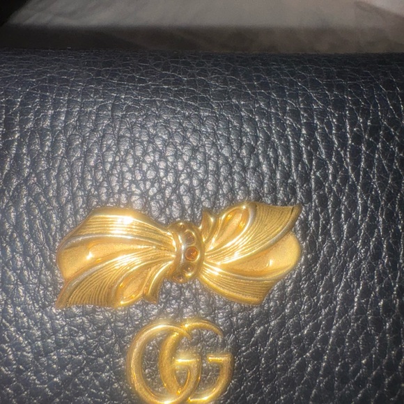 🖤SOLD🖤Gucci wallet with BOW in Black with Gold Chain - Picture 9 of 10